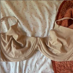 skims bra 32g